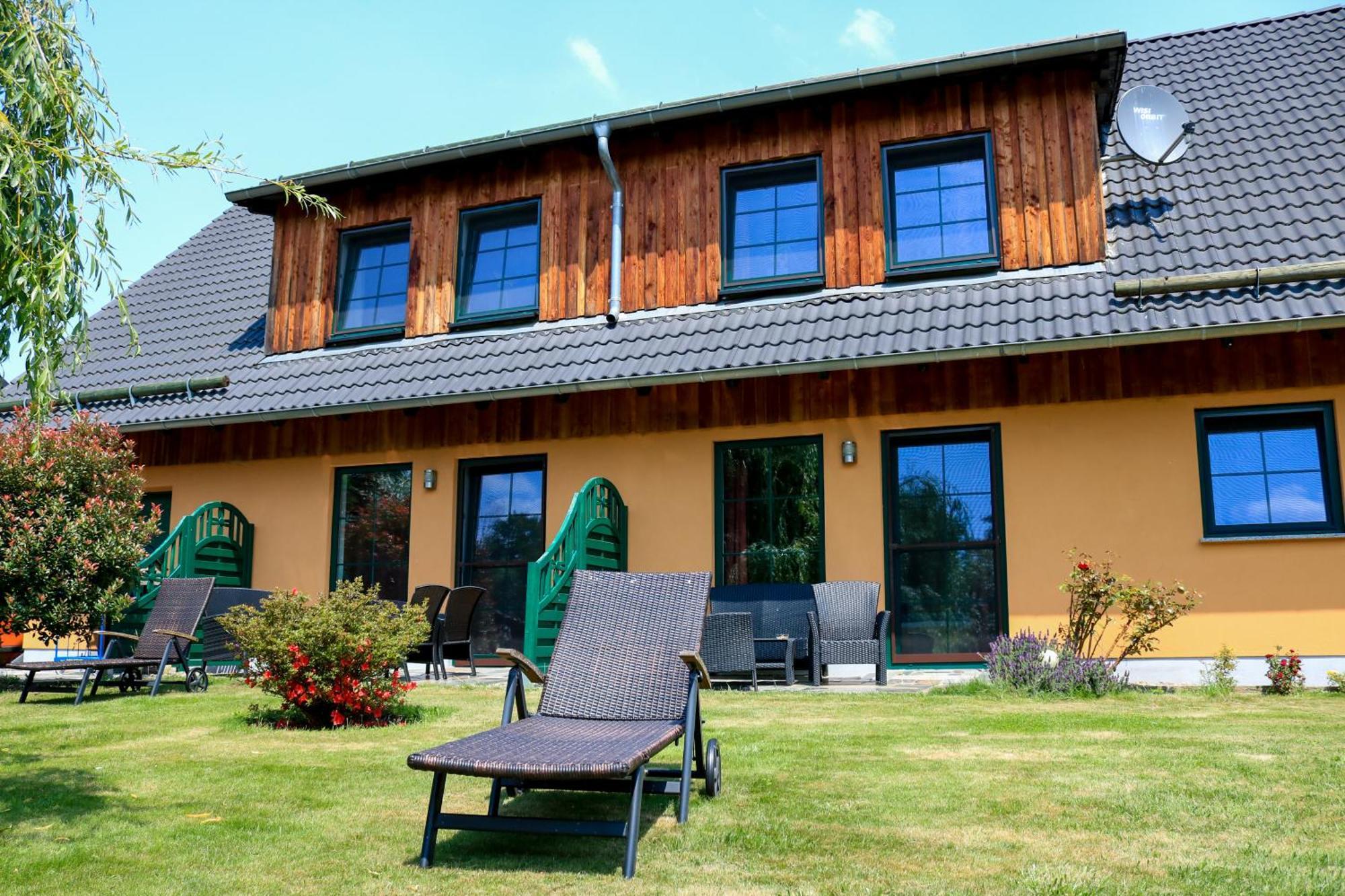 Gasthaus & Pension Am Kurfuerstendamm Burg  Εξωτερικό φωτογραφία