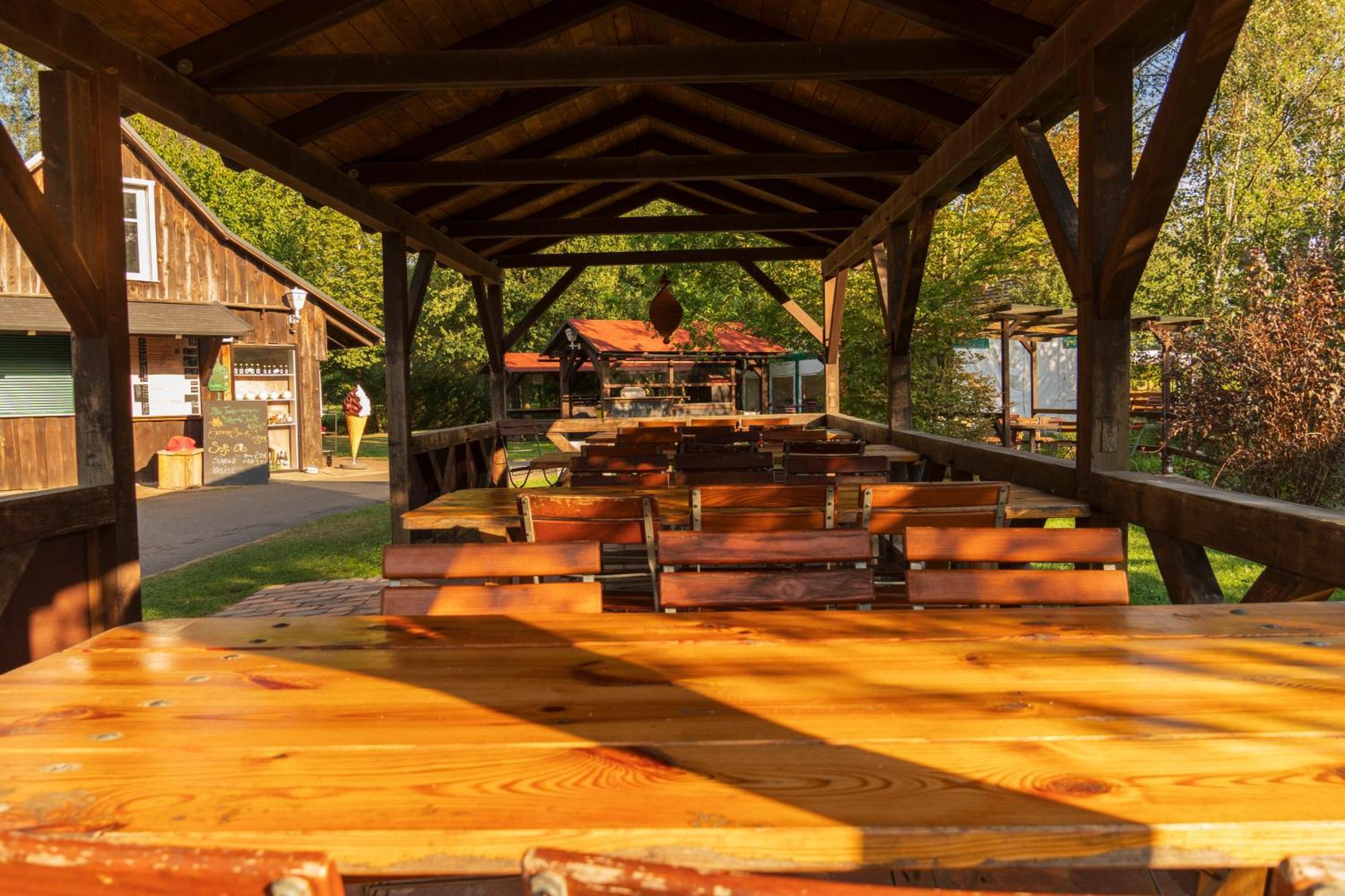 Gasthaus & Pension Am Kurfuerstendamm Burg  Εξωτερικό φωτογραφία