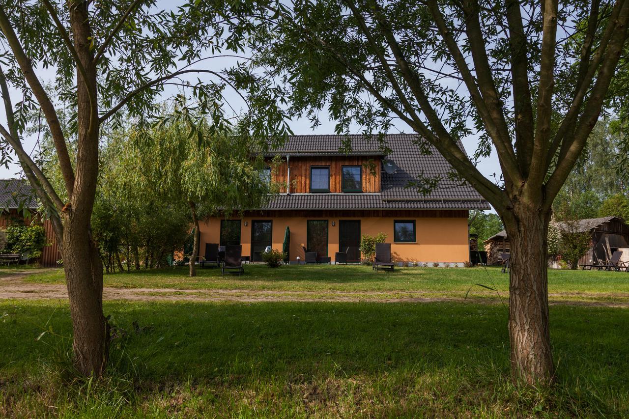 Gasthaus & Pension Am Kurfuerstendamm Burg  Εξωτερικό φωτογραφία